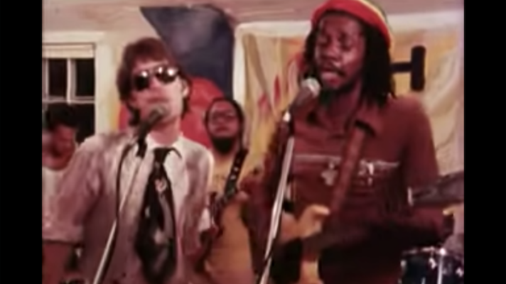 Peter Tosh and Mick Jagger – (You Gotta Walk) Don’t Look Back [The Temptations]