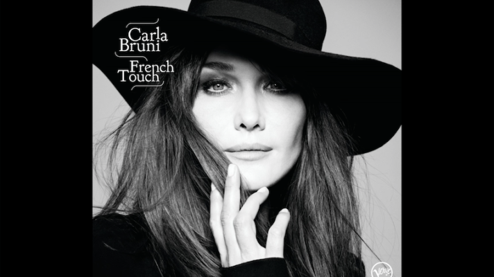 Carla Bruni feat. Willie Nelson – Crazy [Patsy Cline]